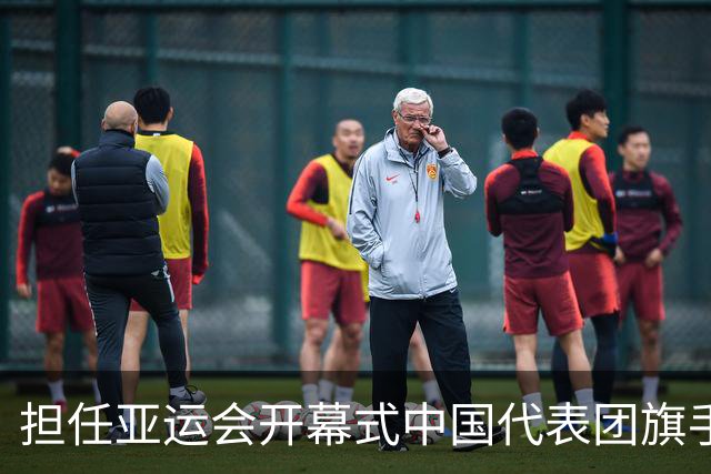 担任亚运会开幕式中国代表团旗手，男篮胡明轩回应输日本20分：我们没有对手拼得凶